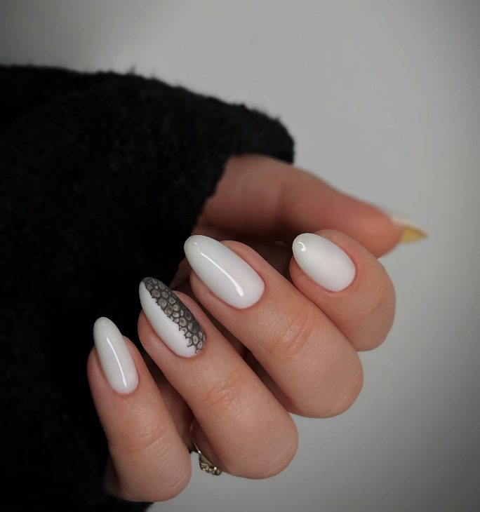 Elevate Your Autumn Look: 20 Classy Fall Nail Ideas for 2024