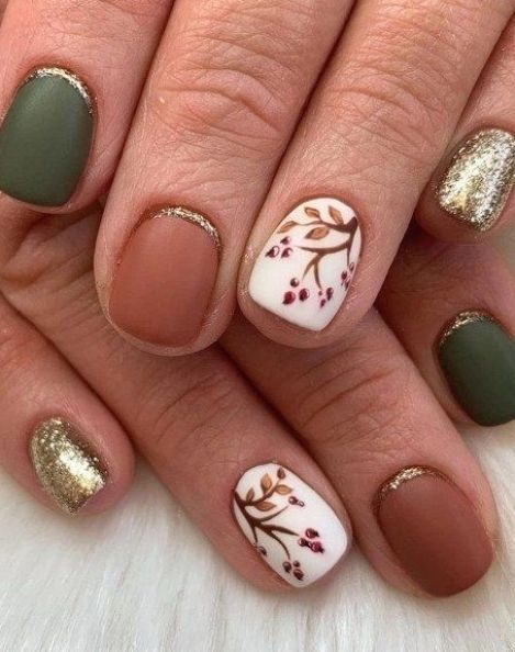 Fall Leaf Nail Art 2024: A Guide to the Season's Hottest Trend