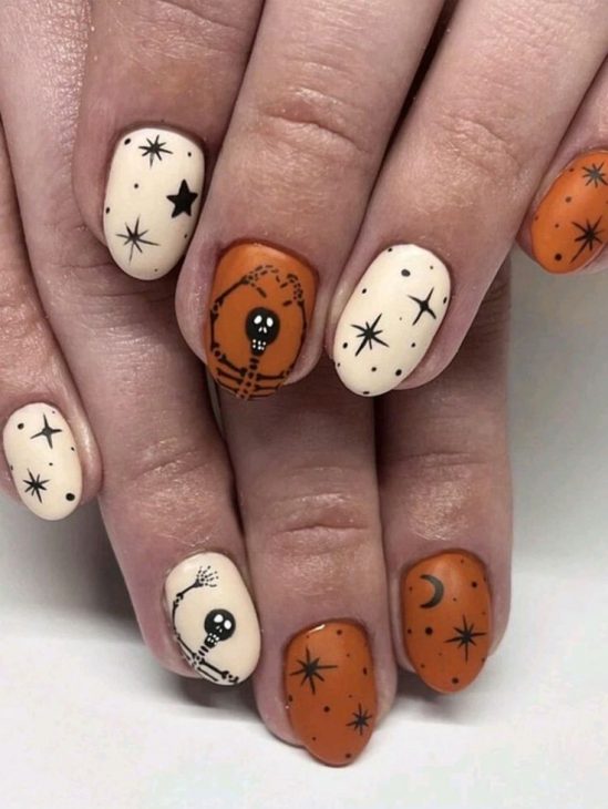 Spooky Chic: Halloween Short Nails That Steal the Show