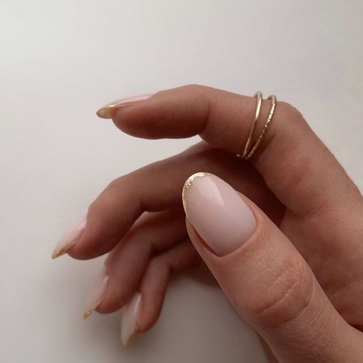 20 Stunning Nude Fall Nails Ideas for 2024: Elegant Designs for Almond, Coffin, and Short Nails