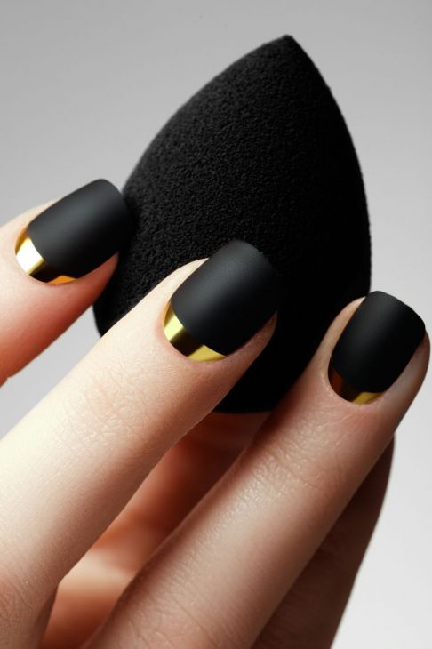 Black Fall Nails 2024: Stylish and Chic Manicure Ideas