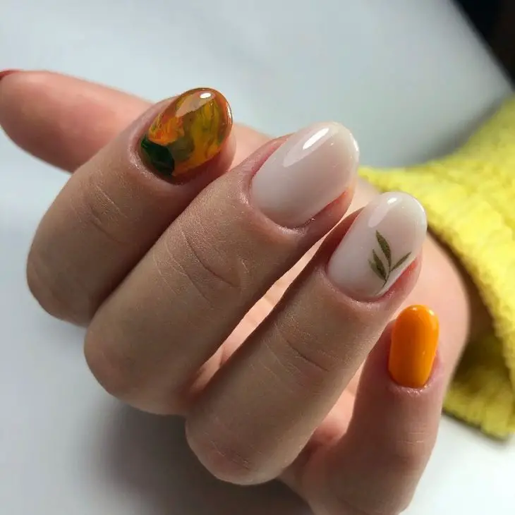 Embracing the Elegance of Fall Oval Nails in 2024