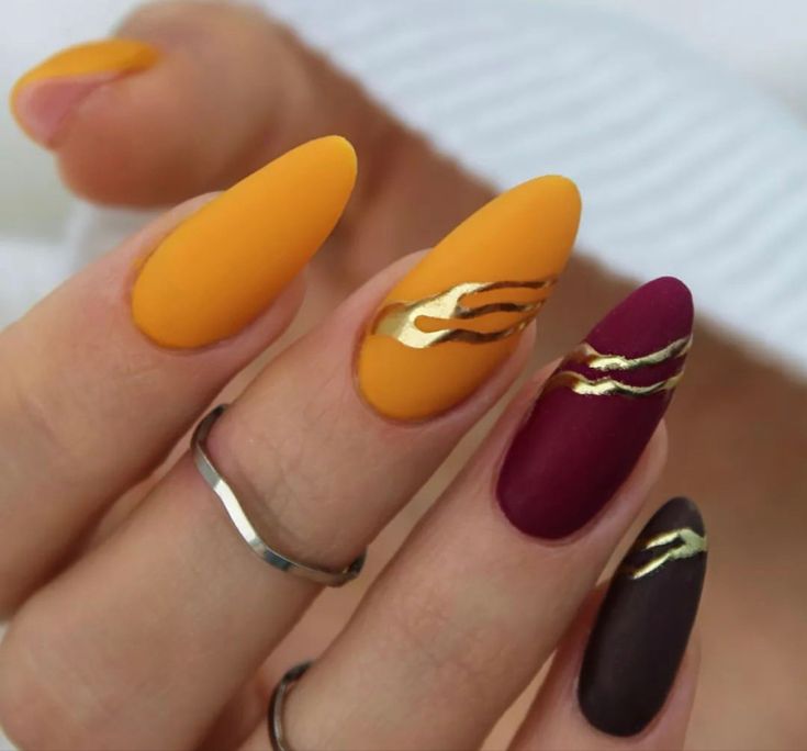 20 Light Fall Nail Color Ideas for 2024: Gel, Dip, and Acrylic for Short and Almond Shapes