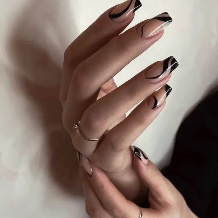 20 Stunning Nude Fall Nails Ideas for 2024: Elegant Designs for Almond, Coffin, and Short Nails