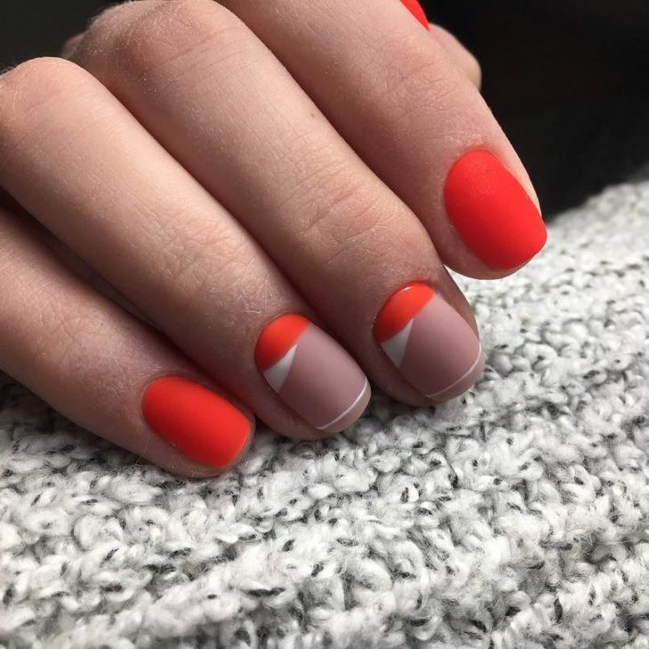 Elevate Your Autumn Look: 20 Classy Fall Nail Ideas for 2024