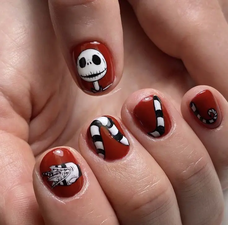 Spooky Chic: Halloween Short Nails That Steal the Show