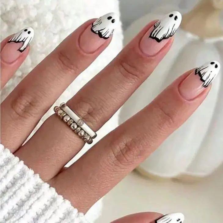 Halloween Nails Ideas: Spooky Chic for Every Style