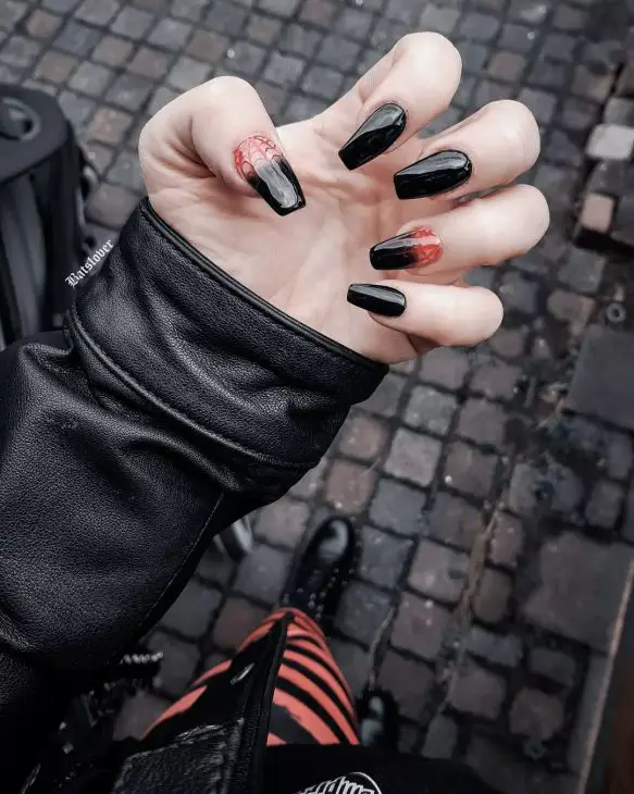 Halloween Nails Ideas: Spooky Chic for Every Style