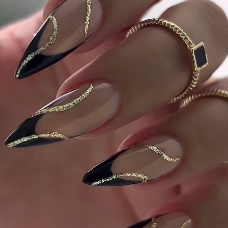 Black Fall Nails 2024: Stylish and Chic Manicure Ideas