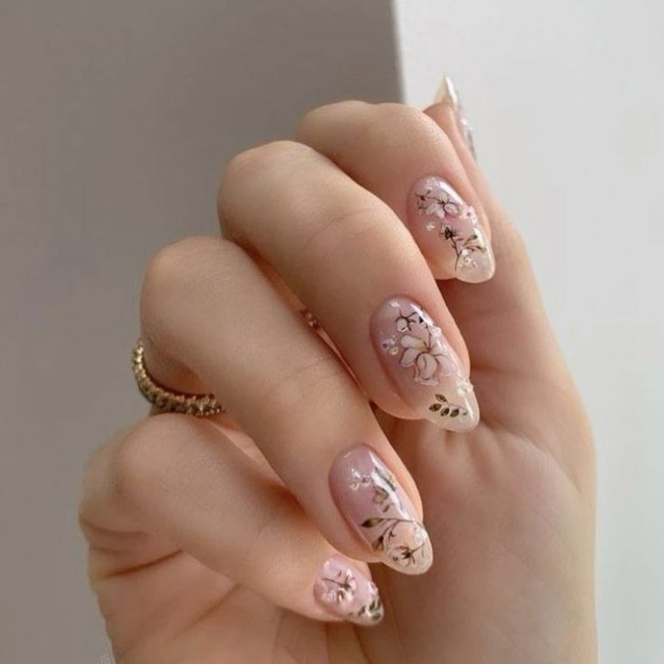 20 Ideas Captivating Fall Flower Nail Designs for 2024: Your Ultimate Guide