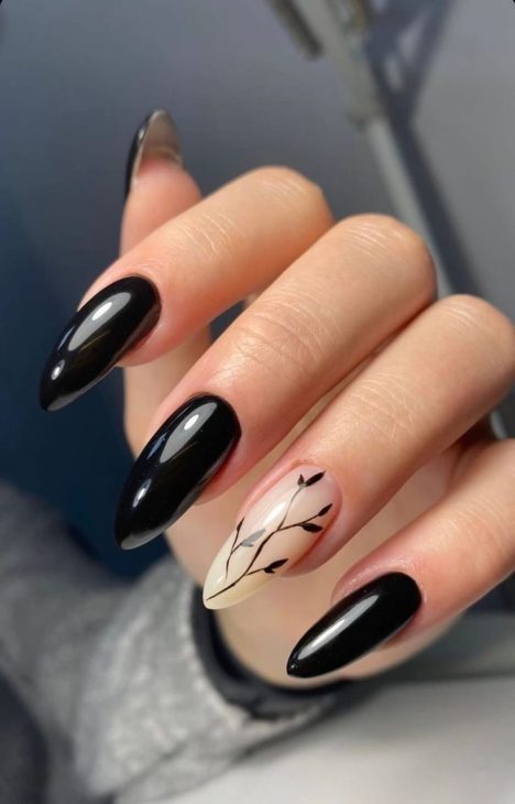 Black Fall Nails 2024: Stylish and Chic Manicure Ideas