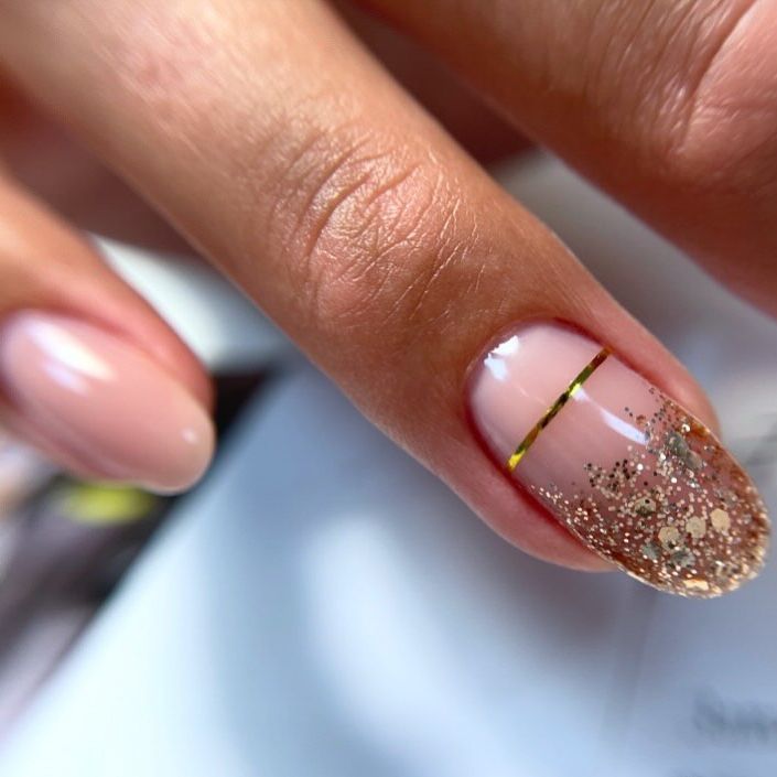 20 Fall Sparkle Nail Ideas for 2024: Glitter, Color Combos, and Acrylic Designs