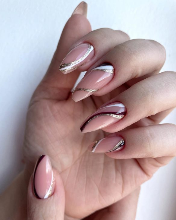 21 Best Nail Color Ideas for Every Season : Trends and Tips for All Skin Tones