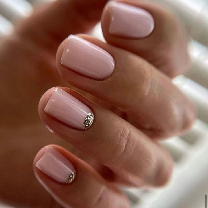 20 Stunning Nude Fall Nails Ideas for 2024: Elegant Designs for Almond, Coffin, and Short Nails