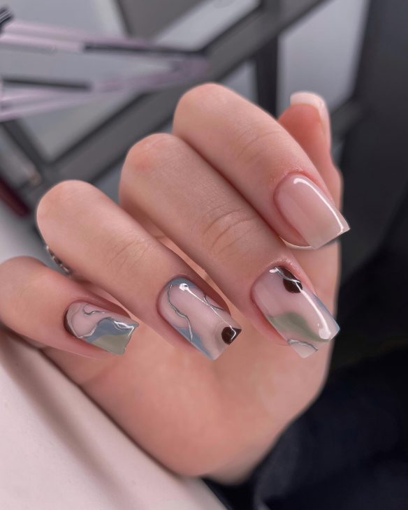 20 Inspiring Fall Nail Ideas for 2024: Elevate Your Autumn Style with Simple Designs