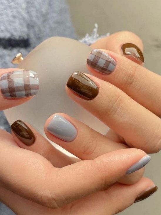 Fall Plaid Nails 2024: Trendy Manicure Ideas