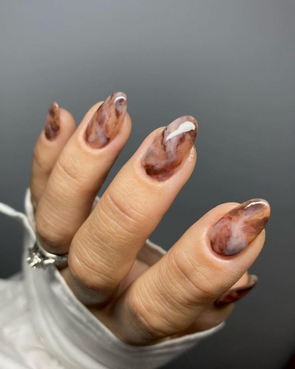 21 Trendy Fall Brown Nails Design Ideas to Try in 2024