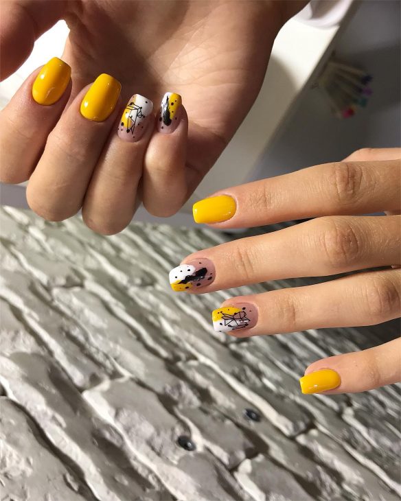 20 Trending Fall Nail Colors for 2024: Must-Try Designs and Techniques