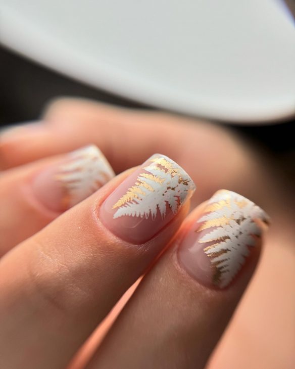 20 Stunning Nude Fall Nails Ideas for 2024: Elegant Designs for Almond, Coffin, and Short Nails