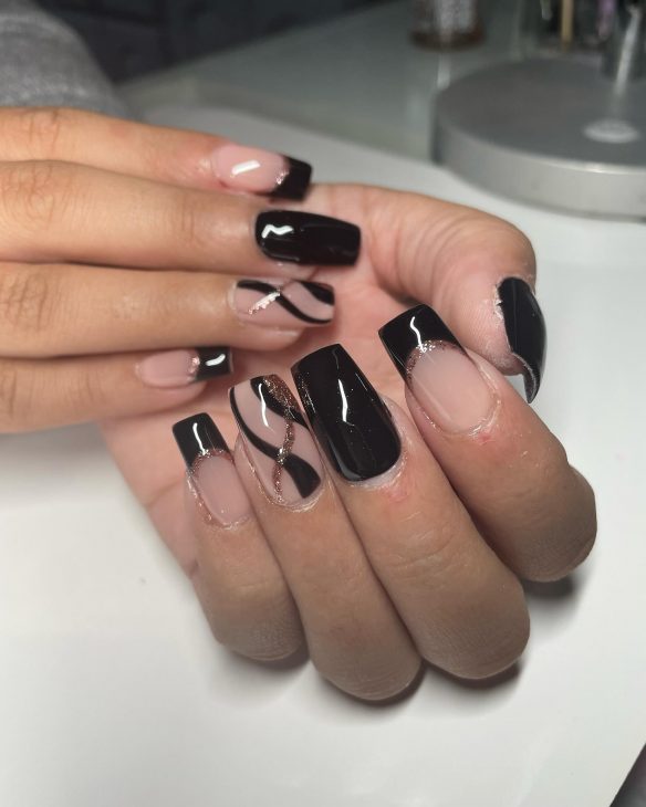 Black Fall Nails 2024: Stylish and Chic Manicure Ideas