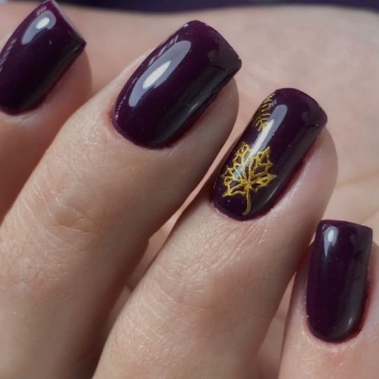 20 Creative Fall Tree Nail Art Ideas for 2024: Embrace Autumn with Stunning Designs