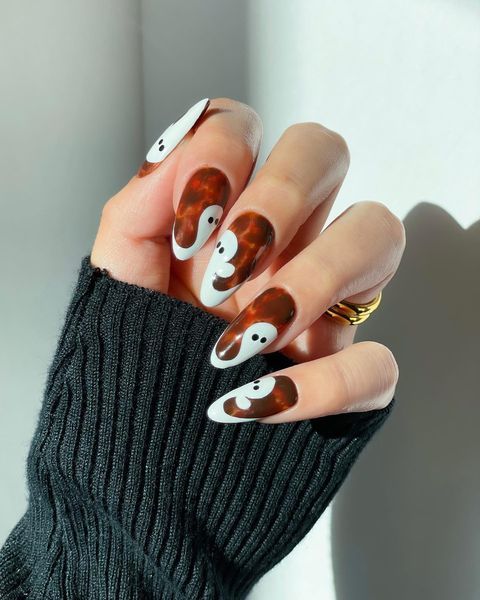 Top 20 October Nail Designs Ideas for 2024: From Fall Vibes to Halloween Glam