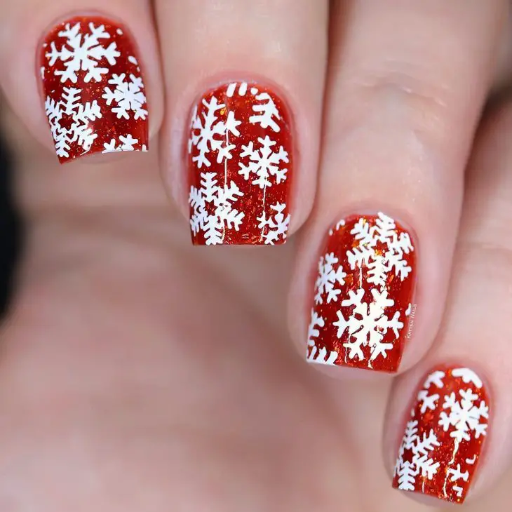 Top 20 Winter Short Nail Designs: Trendy Ideas for a Stylish 2024