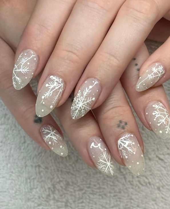 21 Winter Nail Color Ideas for 2024: Trends, Dark Designs, and Stylish Nail Art