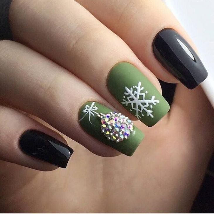 21 Best Winter Nail Ideas for 2024: Trendy Designs for Every Occasion