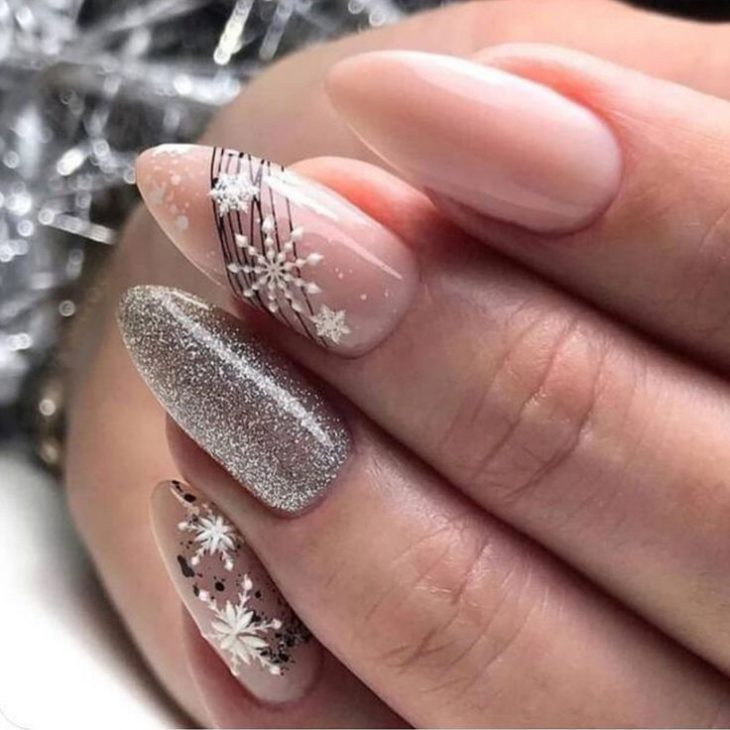 Winter Nails Acrylic 2024 - 2025: The Ultimate Guide to Trendy and Festive Manicures