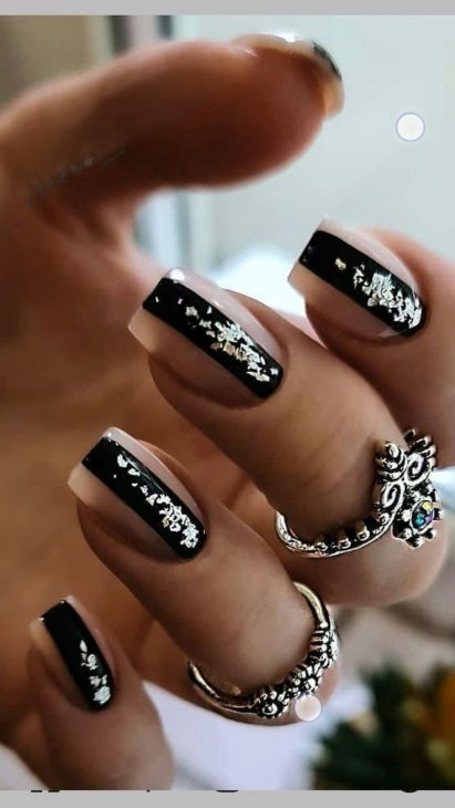 20 Stunning Black Nails Inspo Ideas for 2025: From Elegant to Edgy Styles