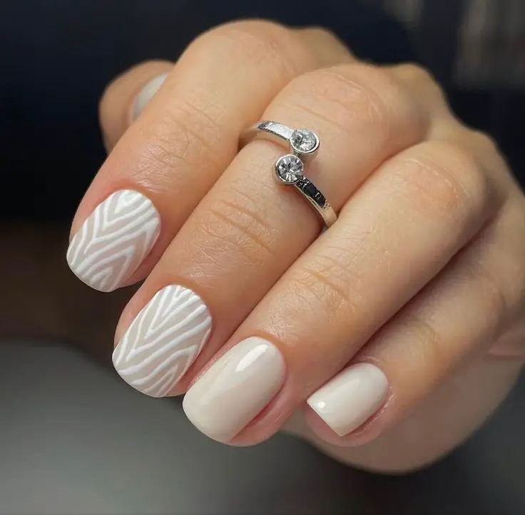 20 Minimalist Nail Ideas: Chic, Simple, and Elegant Manicure Inspiration