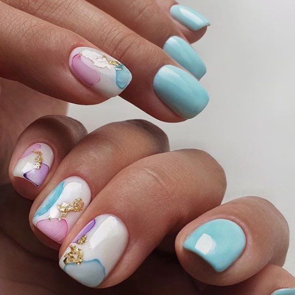 20 Trendy Shorties Nails Ideas for 2025: Discover the Best Designs and Colors