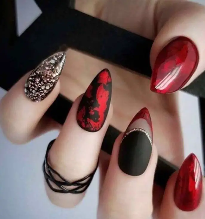 Top 20 October Nail Designs Ideas for 2024: From Fall Vibes to Halloween Glam