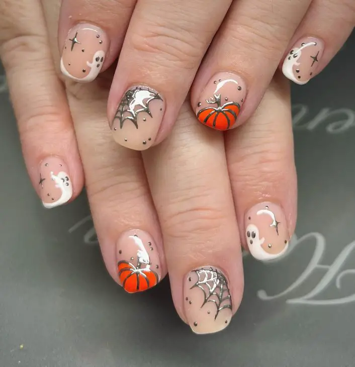 21 Stunning Pumpkin Nail Designs for Fall: From Halloween to Everyday Autumn Looks