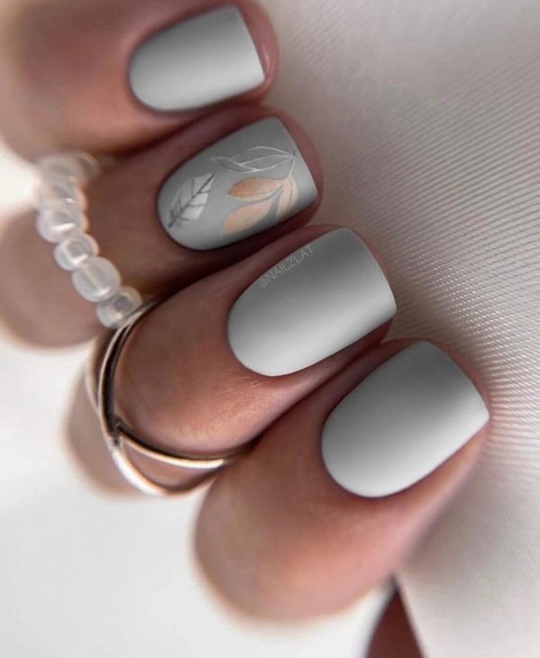 20 Trendy Shorties Nails Ideas for 2025: Discover the Best Designs and Colors