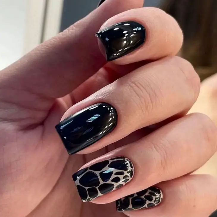 20 Stunning Black Nails Inspo Ideas for 2025: From Elegant to Edgy Styles