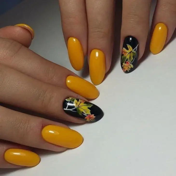 Top 20 October Nail Designs Ideas for 2024: From Fall Vibes to Halloween Glam