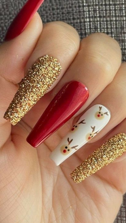 21 Festive Red Holiday Nail Designs for 2024-2025