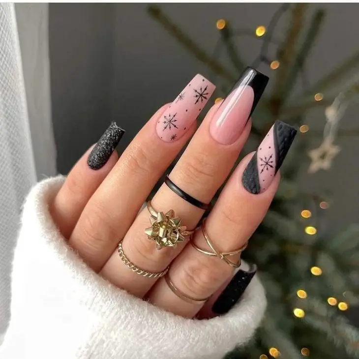 Embrace the Winter Vibes with Cute Nail Designs for 2024-2025