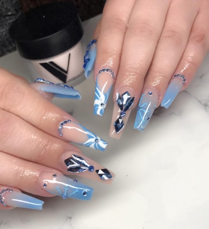 21 Winter Nail Color Ideas for 2024: Trends, Dark Designs, and Stylish Nail Art