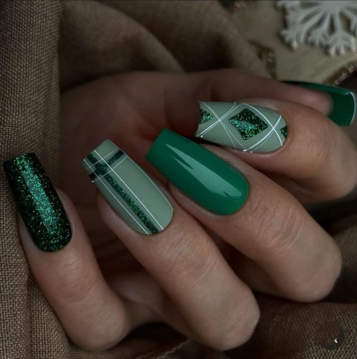 20 Gorgeous Winter Nail Designs to Try: From Classy to Trendy