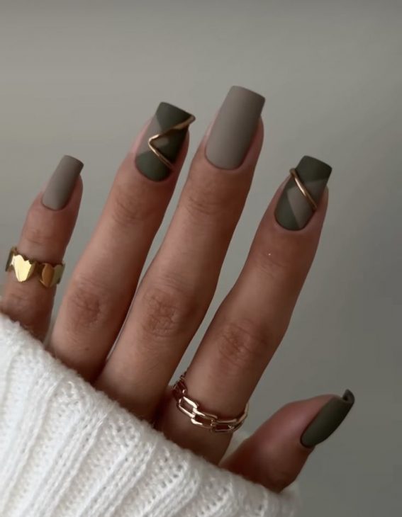 20 Stunning Shorties Nails Ideas for 2025: From Acrylics to Chic Square Designs