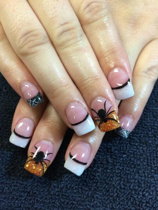 21 Spooky and Stylish Halloween Nail Ideas: From Cute Ghosts to Bold Acrylics