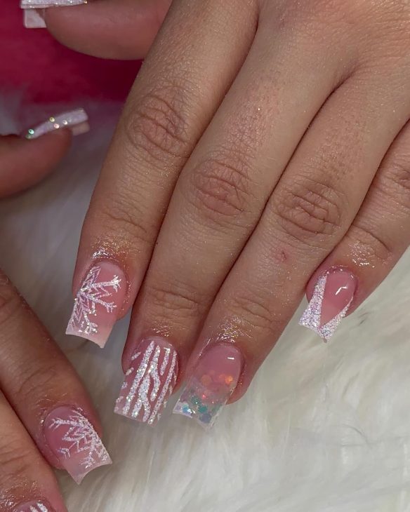 Winter Nails 2024-2025: Trendy Designs for the Season