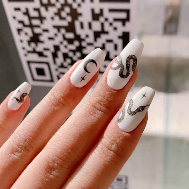 20 Snake Nail Designs: Creative Ideas and Trends to Inspire Your Next Manicure