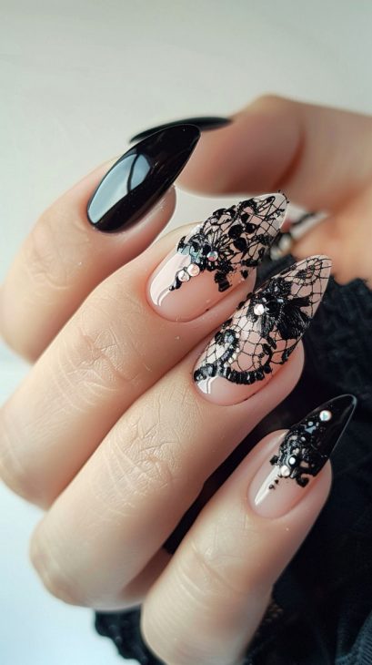 20 Stunning Black Nails Inspo Ideas for 2025: From Elegant to Edgy Styles