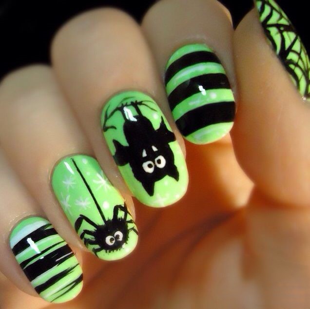 21 Spooky and Stylish Halloween Nail Ideas: From Cute Ghosts to Bold Acrylics