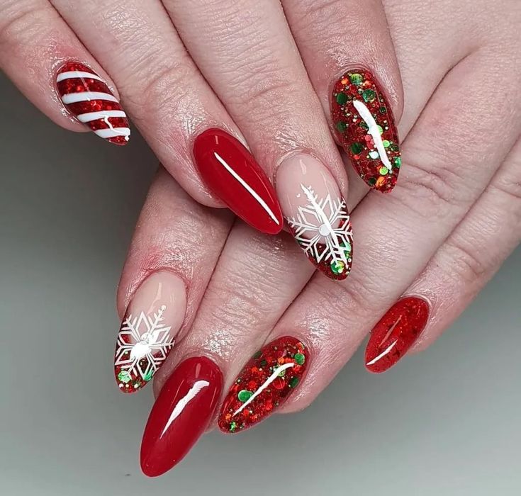 22 Christmas Nail Designs: Festive Ideas in Red, Green, White, and More for the Holiday Season