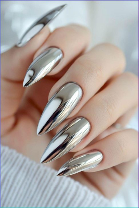 Chrome Nails Ideas 2025: A Stunning Take on Metallic Shine